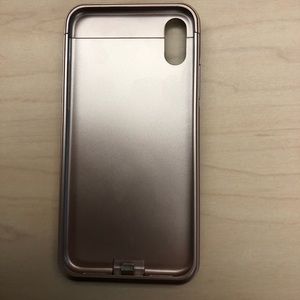 Rechargeable iPhone X case rose gold